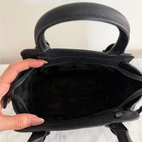 Rebecca Minkoff Micro Avery Tote - Picture 4 of 8